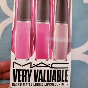 MAC Very Valuable Retro Matte Lipcolour Kit 2